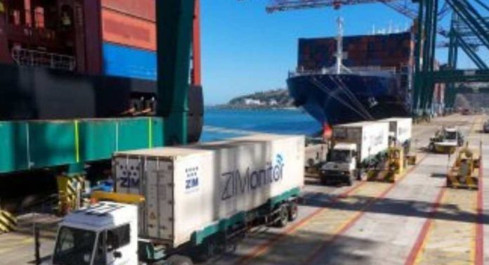 Puertos chilenos movilizan 115 millones de toneladas de carga en 2025