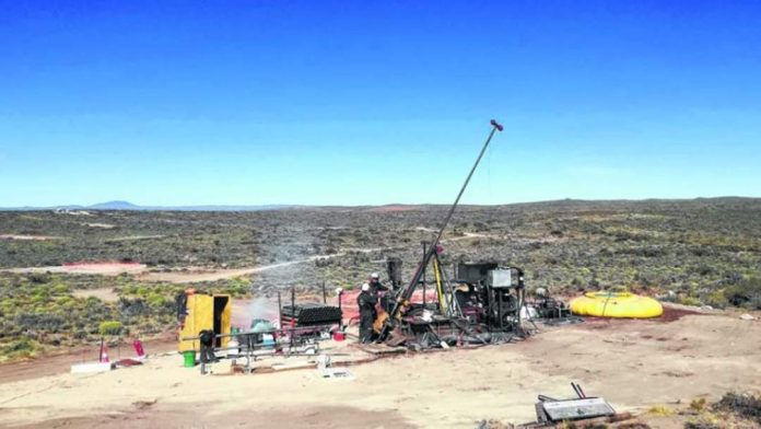 Una minera canadiense apuesta al oro en Río Negro y avanza sobre el proyecto Gran Esperanza