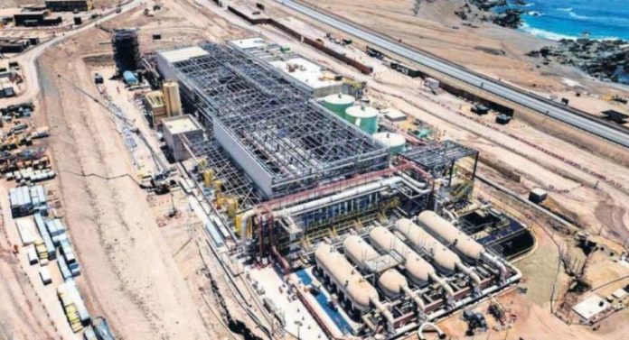 ACADES destaca el despacho a ley del proyecto que regula el uso de agua de mar para desalación y adelanta que impulsará inversiones en proyectos multipropósito