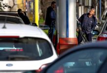 Alza de combustible en todo el mundo por crisis en Oriente Medio.  Los países balcánicos toman medidas para mitigar el aumento de los precios del petróleo.