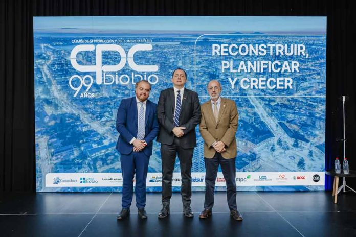 CPC Biobío abre su agenda 2026 con diálogo sobre reconstrucción junto al Ministro de Vivienda