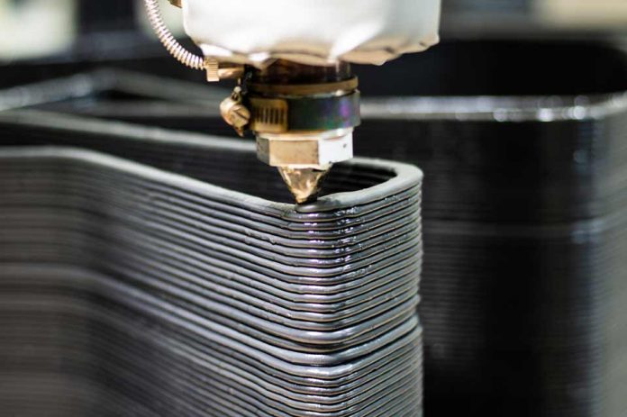 Del residuo al diseño urbano: LAMA, la empresa chilena que innova con mega impresiones 3D de plástico reciclado Del residuo al diseño urbano: LAMA, la empresa chilena que innova con mega impresiones 3D de plástico reciclado