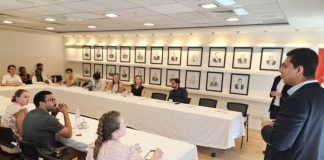 Delegación estudiantil de la University of Tennessee conoce en SONAMI el rol de Chile en la minería global