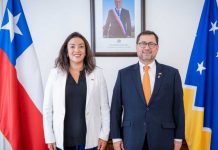 En Punta Arenas, canciller se reúne con autoridades locales, recorre laboratorios del Instituto Antártico Chileno y visita planta de hidrógeno verde