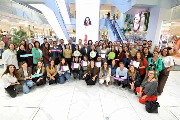 Falabella es el primer retail en Chile en recibir el Sello Iguala Conciliación