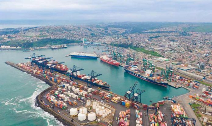 Ingreso de la Adenda Excepcional al SEIA confirma el compromiso de Puerto Exterior con el desarrollo de San Antonio y la competitividad de Chile Ingreso de la Adenda Excepcional al SEIA confirma el compromiso de Puerto Exterior con el desarrollo de San Antonio y la competitividad de Chile