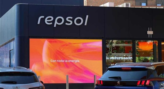 Internacional | Repsol inicia las ofertas para carburante ante el conflicto por Irán