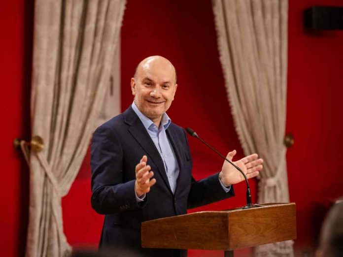 Jorge Cantallopts, director ejecutivo de CESCO