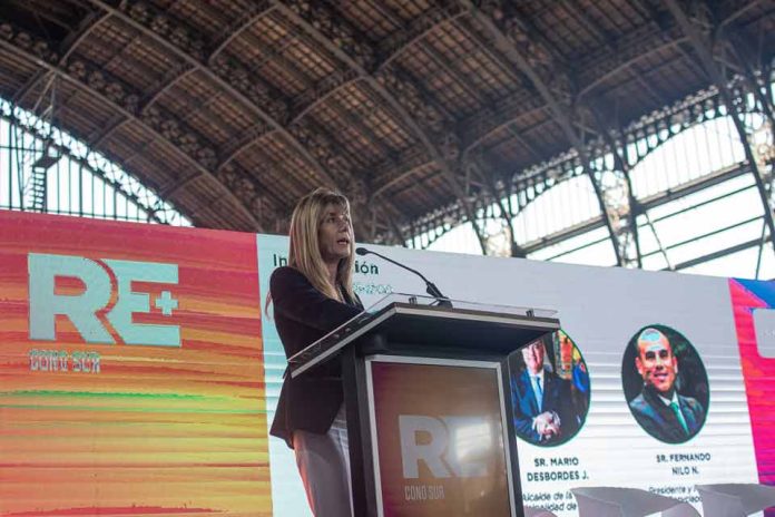 Ministra de Energía inaugura RE+ Cono Sur en Chile: “El desafío es maximizar el uso de las energías renovables y garantizar la autonomía energética”