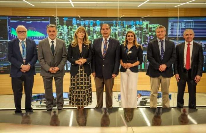 Ministra de Energía visitó el Centro de Despacho y Control del Coordinador Eléctrico Nacional