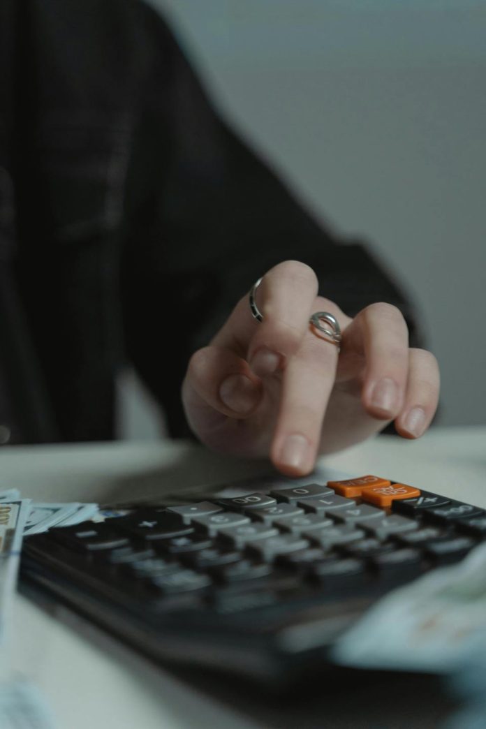Operación Renta: Falta de visibilidad financiera y procesos manuales son algunos de los principales desafíos del período