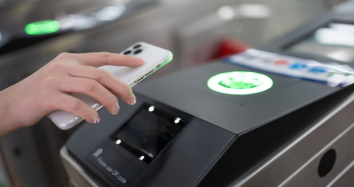 Pagos bancarios en Metro: cómo se procesan en menos de 300 milisegundos