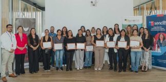 Primera versión del Programa “Avanza Axinntus” culmina con 16 mujeres formadas en operación de equipos de aseo industrial