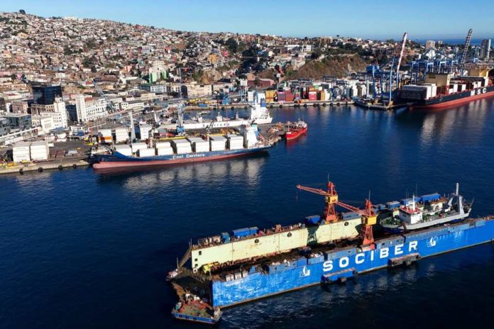 Puerto Valparaíso consolida cifras positivas en atención a camiones durante la temporada frutícola Puerto Valparaíso consolida cifras positivas en atención a camiones durante la temporada frutícola