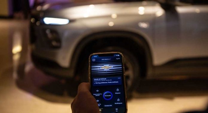 Seguridad conectada: mujeres concentran el 60% del uso del sistema Antiportonazo de Chevrolet OnStar