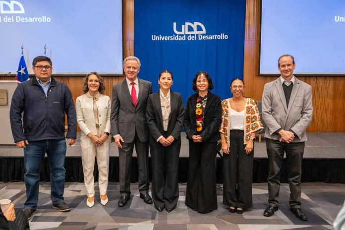 Seminario Mujer y Minería abordó los principales avances y desafíos de la participación femenina en la industria