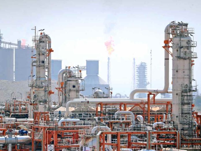 Irán advierte escalada hacia una “guerra económica global” tras ataque a su mayor yacimiento de gas, Yacimiento de gas Energía de South Pars, Irán, y Qatar Irán advierte escalada hacia una “guerra económica global” tras ataque a su mayor yacimiento de gas