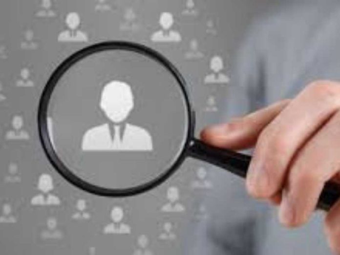 6 de cada 10 empresas chilenas enfrentan problemas para encontrar talento calificado (1) 6 de cada 10 empresas chilenas enfrentan problemas para encontrar talento calificado