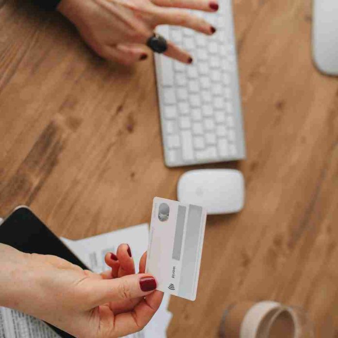 Adiós a las filas: pagos digitales se imponen en Chile