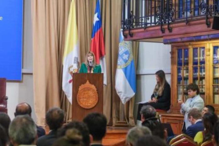 Agenda regulatoria en seminario sobre desafíos del sector energético