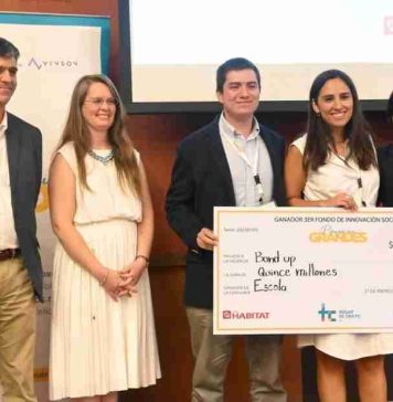 Cinco startups chilenas que quieren mejorar la vida de las personas mayores digitalizándola