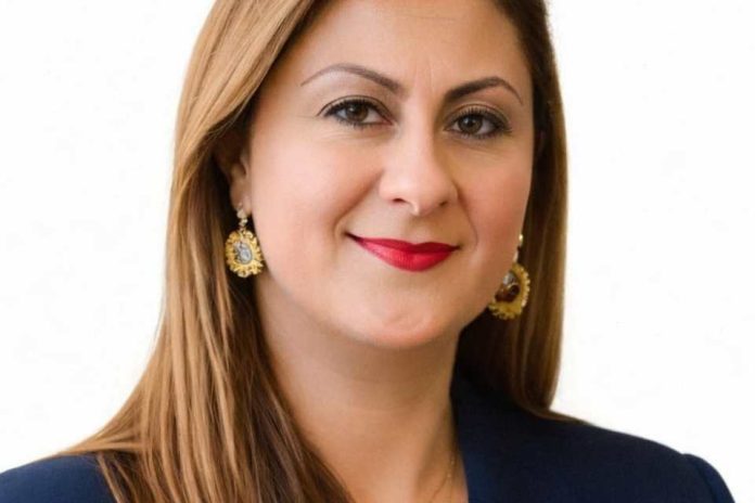 Conectividad, data centers y satélites experta explica las necesidades tecnológicas que están redefiniendo la industria minera