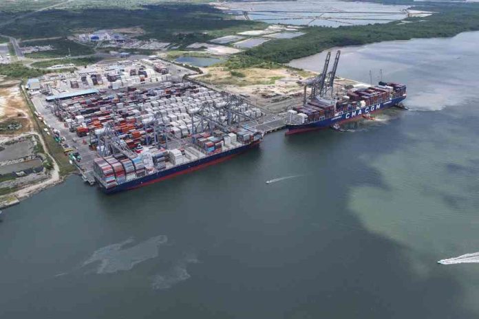 Ecuador da un salto logístico de clase mundial: DP World Posorja estrena muelle ampliado y se consolida como la puerta del Pacífico Sur.