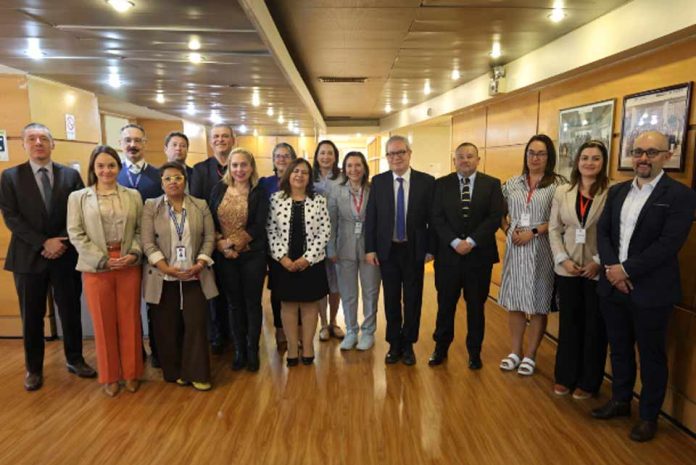 Delegaciones de Costa Rica y la Unión Europea visitan Chile para conocer trabajo de certificación de competencias laborales en electromovilidad Delegaciones de Costa Rica y la Unión Europea visitan Chile para conocer trabajo de certificación de competencias laborales en electromovilidad