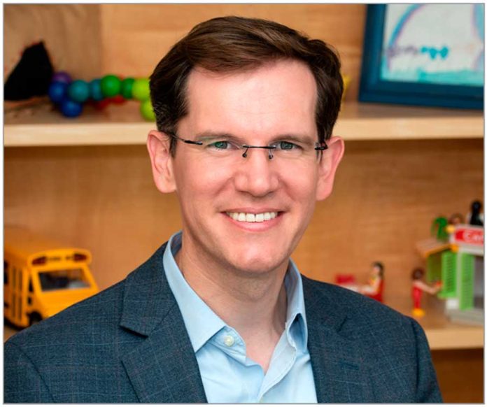 Dr. Jeremy Veenstra-VanderWeele, profesor de neuropsiquiatría del desarrollo en la Universidad de Columbia