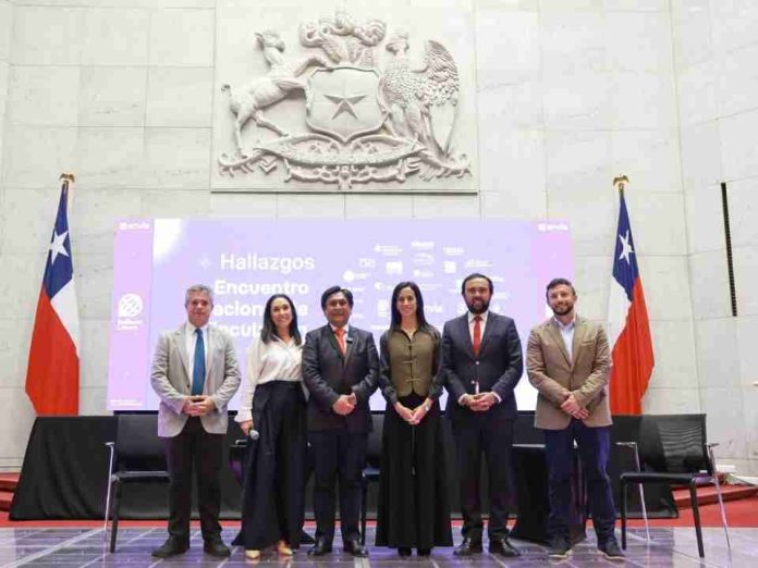 ENVIS 2026 presenta sus resultados en el Congreso Nacional y releva rol clave de los territorios y la sociedad civil en el desarrollo  