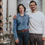 Emprendedora valdiviana impulsa destilería premiada y abre oportunidades globales