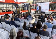 Entidades públicas y privadas potencian más mujeres conductoras en el transporte público