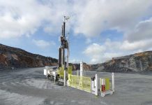 Exploración minera suma perforadora de superficie con sistema automatizado