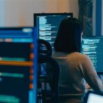 Reportaje | IA autónoma: el desafío de sostener el control humano en un mundo en que las máquinas deciden