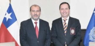 Jorge Trujillo y Eduardo Cerna se reúnen para potenciar el trabajo conjunto en el combate de delitos tributarios y el comercio informal e ilícito Jorge Trujillo y Eduardo Cerna se reúnen para potenciar el trabajo conjunto en el combate de delitos tributarios y el comercio informal e ilícito