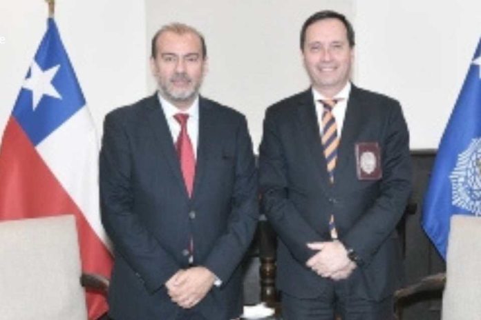 Jorge Trujillo y Eduardo Cerna se reúnen para potenciar el trabajo conjunto en el combate de delitos tributarios y el comercio informal e ilícito