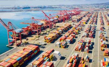 La administración Trump evalúa extender exenciones a la Ley Jones para aliviar costos logísticos