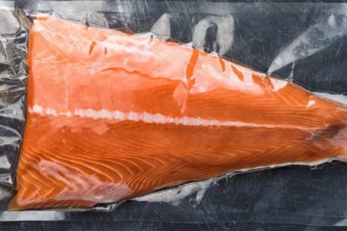 Los envíos de salmón alcanzan un récord histórico en un solo trimestre