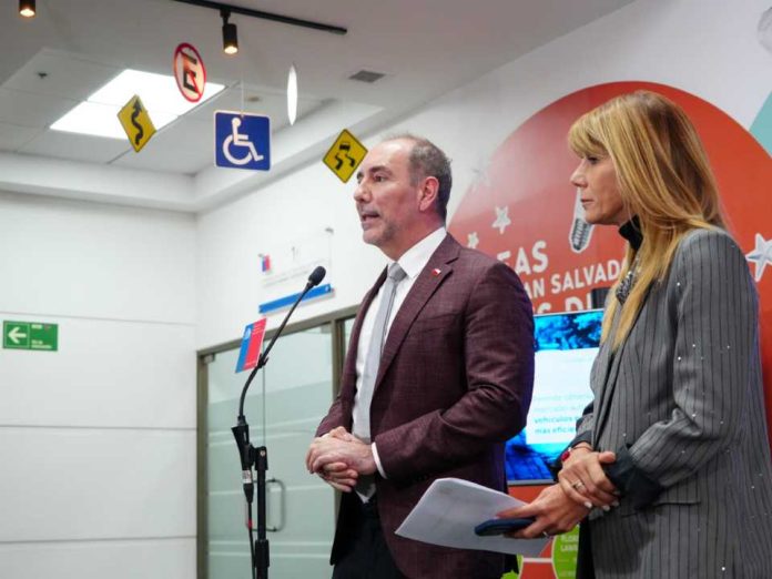 MTT y Ministerio de Energía presentaron listado de vehículos livianos nuevos con mejor eficiencia energética 2025