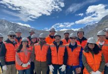 Más allá de la oficina: analistas de CRU sobre el terreno en la mina Los Bronces