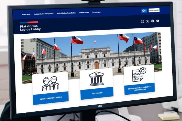 Más de 500 funcionarios se capacitan en Ley de Lobby