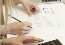 Menos horas, mismo desafío: expertos entregan recomendaciones para que pymes se adapten a la nueva jornada laboral Menos horas, mismo desafío expertos entregan recomendaciones para que pymes se adapten a la nueva jornada laboral