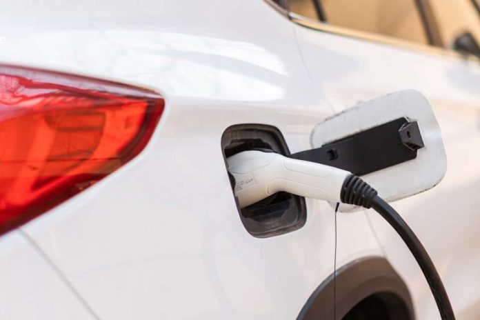 Ministerio del Medio Ambiente realizará cursos gratuitos de capacitación y sensibilización en electromovilidad en todo Chile