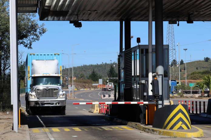 Puerto Valparaíso: 94% de las coordinaciones anticipadas de camiones fueron realizadas digitalmente en temporada alta