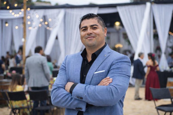 Reportaje | Fue carabinero por 20 años y se reinventó: hoy lidera cinco empresas