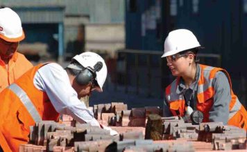 Sueldos en Chile 2026: experiencia y escasez de talento elevan rentas en minería, finanzas y tecnología