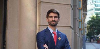 Presidente Kast nombra al nuevo Director Nacional del Servicio de Biodiversidad y Áreas Protegidas Tomás Saratscheff Bosch luego de que fuera nombrado por el Presidente de la República, José Antonio Kast, como nuevo director nacional del Servicio de Biodiversidad y Áreas Protegidas (SBAP)