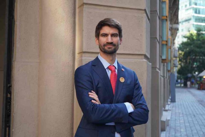 Tomás Saratscheff Bosch luego de que fuera nombrado por el Presidente de la República, José Antonio Kast, como nuevo director nacional del Servicio de Biodiversidad y Áreas Protegidas (SBAP)