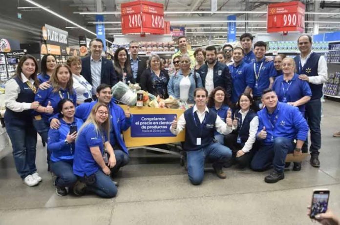 Walmart Chile congela precios en productos de primera necesidad en supermercados Lider y SuperBodega aCuenta a nivel nacional Walmart Chile congela precios en productos de primera necesidad en supermercados Lider y SuperBodega aCuenta a nivel nacional