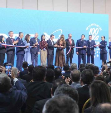 Ministra Ximena Rincón participa en la inauguración de FIDAE 2026 Ministra Ximena Rincón participa en la inauguración de FIDAE 2026